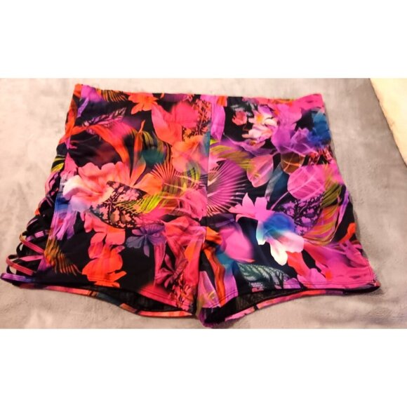 Torrid Falling Leaves Tropical Pink Swim Bottoms Shorts lattice 3 womens 3X - Picture 2 of 5